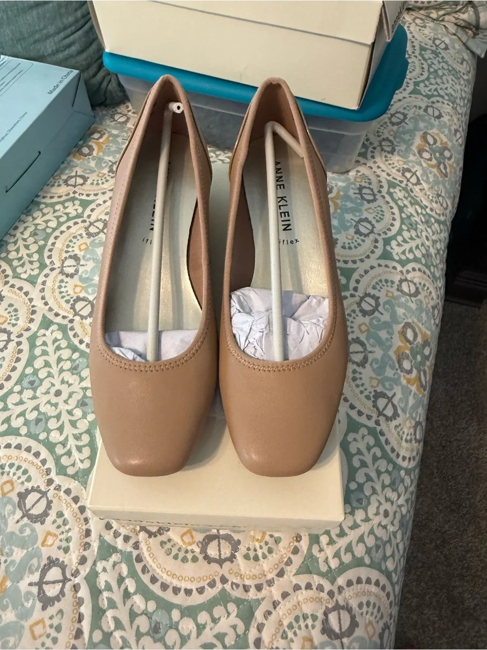 NWT Anne Klein Wisher Natural Tan Wedges 9